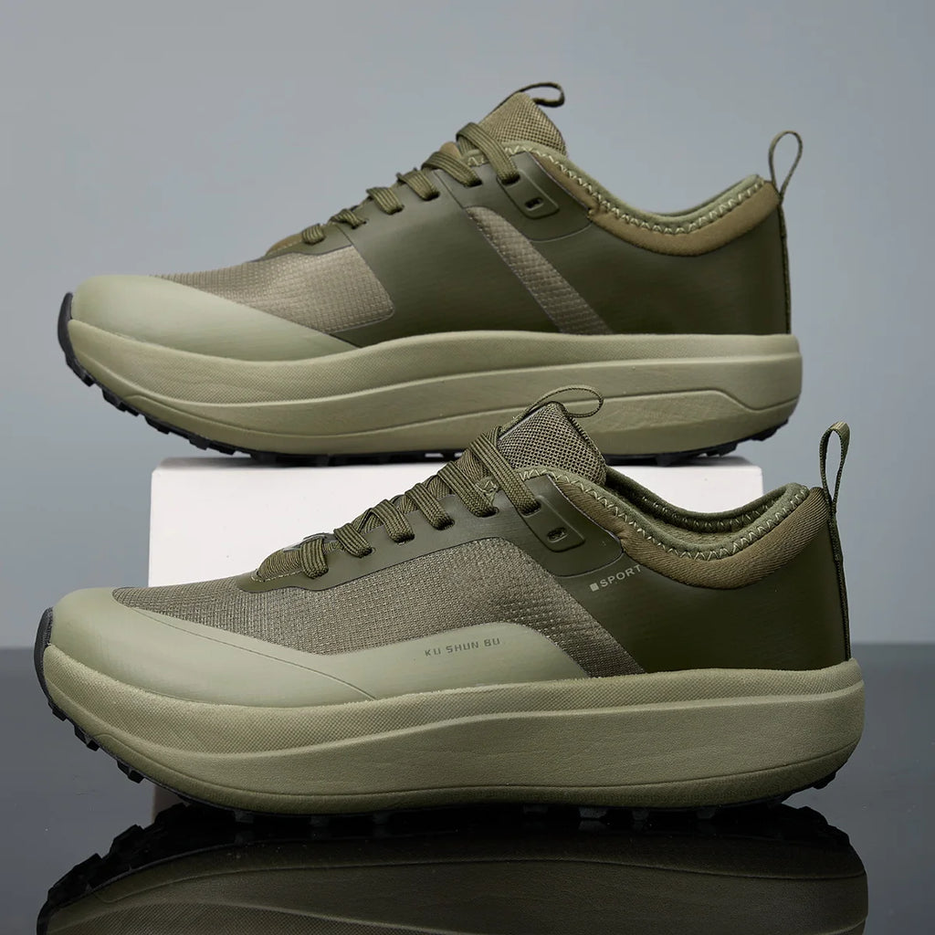 Men's Outdoor Athletic Shoes with Anti-Slip, Wear-Resistant, Breathable, and Casual Design in Black