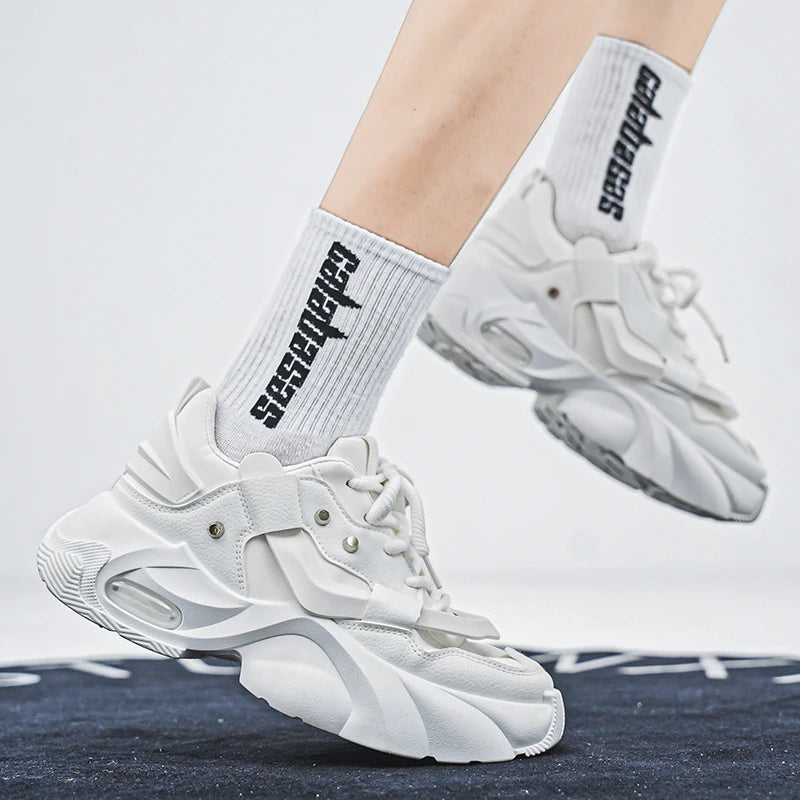 Fashionable Men's Casual Sports Shoes, with Thick Soles That Are Wear-Resistant and Height-Increasing, Comfortable and Breathable, Suitable for Both Sports and Leisure